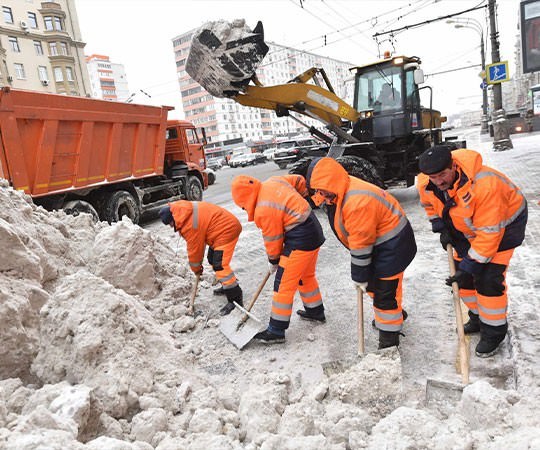 Уборка снега в Батайске и  Ростовской области