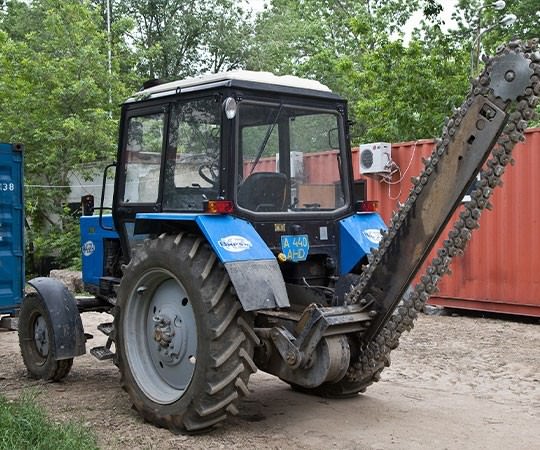 Траншеекопатель в аренду в Батайске и  Ростовской области